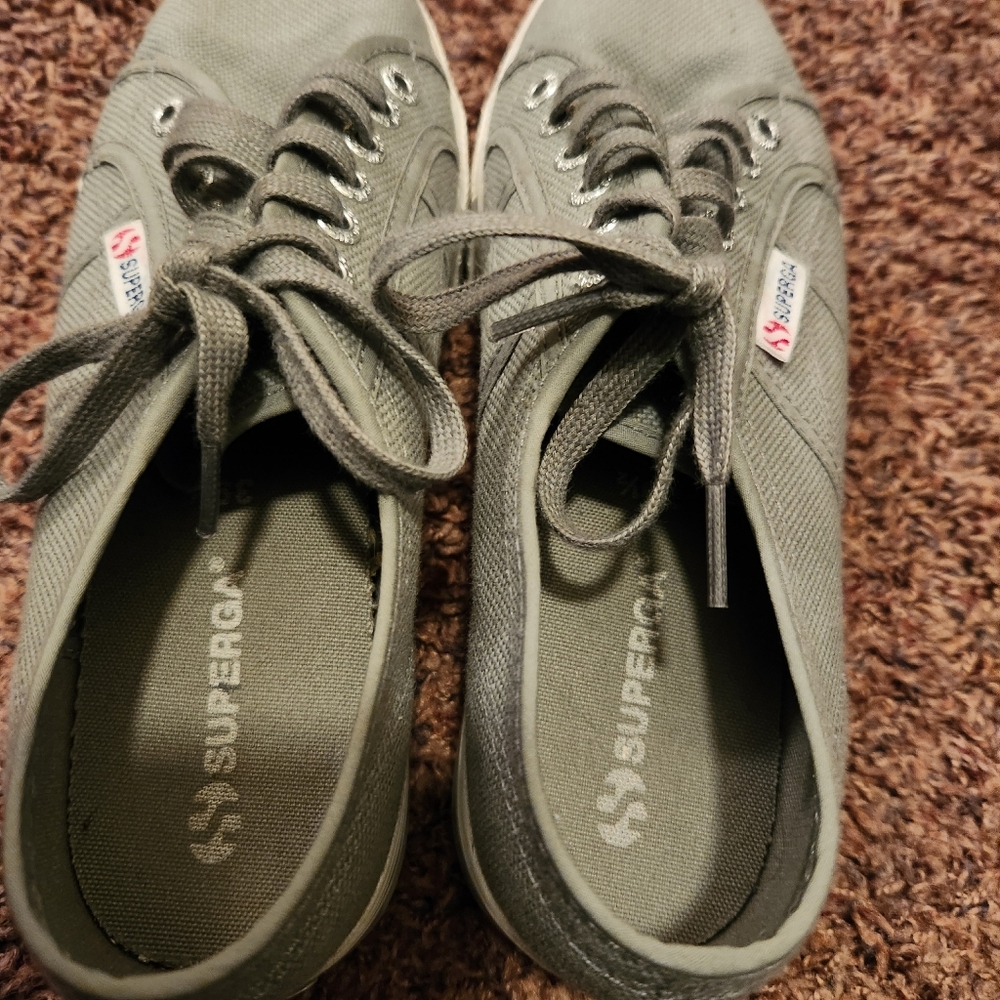 Grey Superga Platform Tennis shoes w/freebies sz 39.5